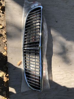 Replacement grille for 99-01 Infinity i30