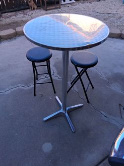 Table/folding stools