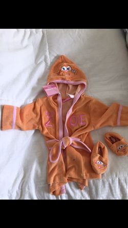Sesame Street bathrobe size 0-6 months