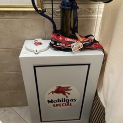 Vintage Automobila Mobil Oiler Copper Pump  $250