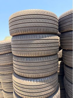 255/40r20 Pirelli tires en Excelentes Conditiones de Vida las 4
