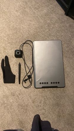 XP digital drawing pen with all of the accessories and the cord