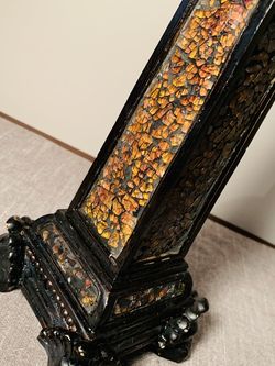 Candle Stick (Location: Lincolnwood)