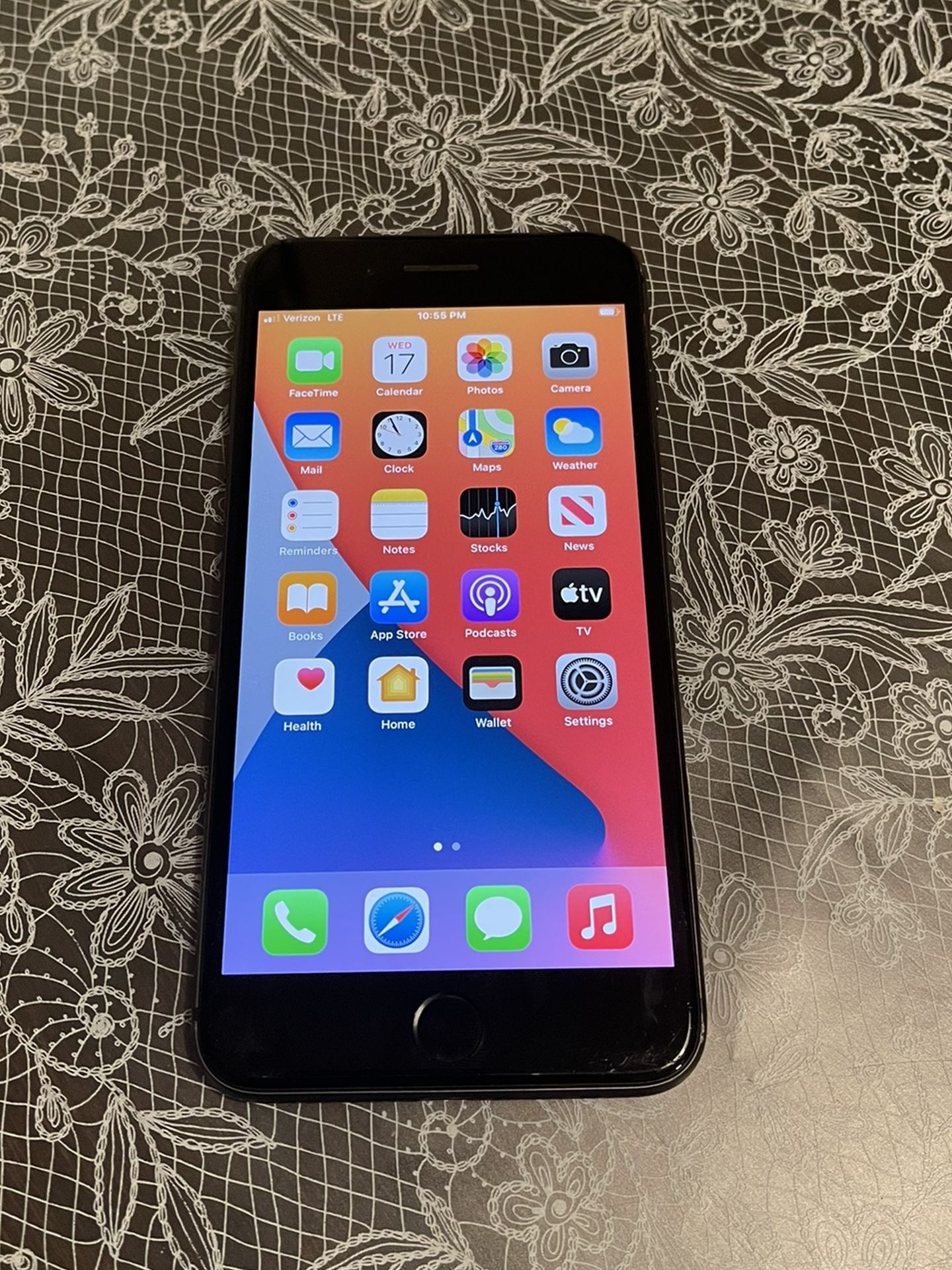 iPhone 8 Plus Unlocked