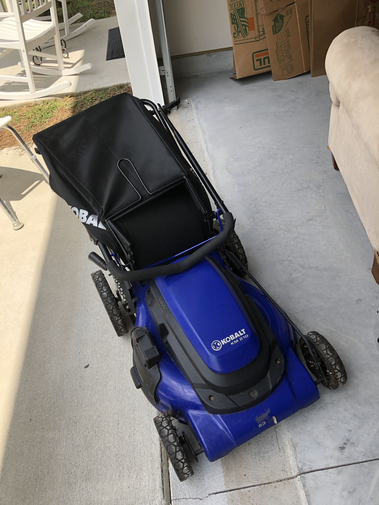 Kobalt electrical mower. Very good condition