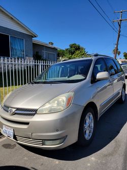 2004 Toyota Sienna