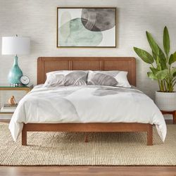 Mid century modern style queen wood platform bed