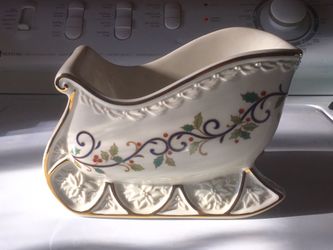 Mikasa porcelain bone china sleigh