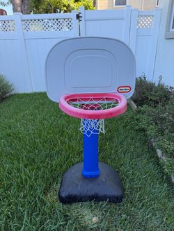 Little Tikes basketball hoop