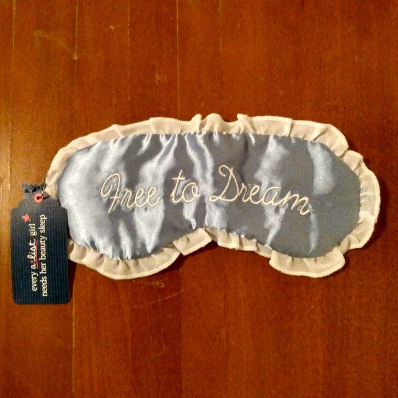 BRAND NEW WITH TAG AERIE BY AMERICAN EAGLE DELUXE SILK PADDED EYE MASK SLEEPING AID BLINDFOLD SLIP-ON EYE COVER GIFT FOR HER