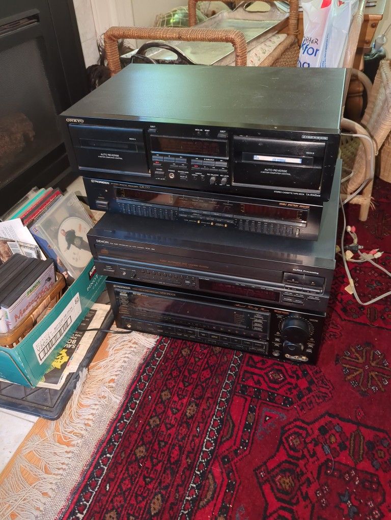 Vintage Stereo Sound system