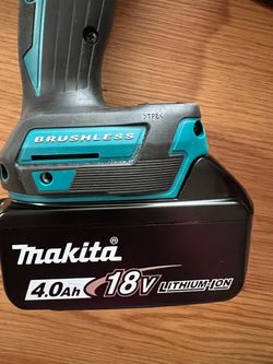 Makita 1/2 impact wrench with 2- 4 ah batterys