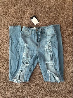Fashion nova distressed jeans