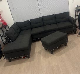 Couch set