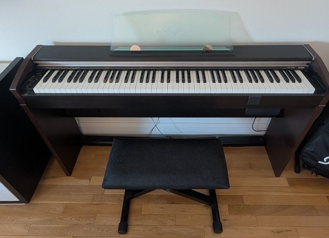 Casio Keyboard- PX-700- Black