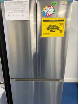 Samsung RF18A5101SR 3-Door French Door Smart Refrigerator