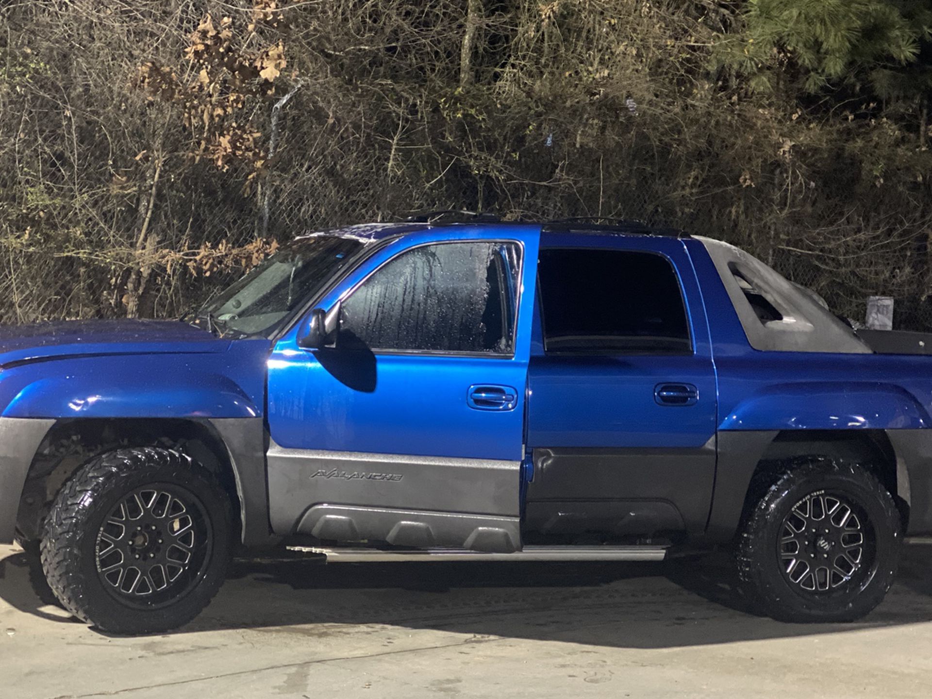 2004 chevy avalanche