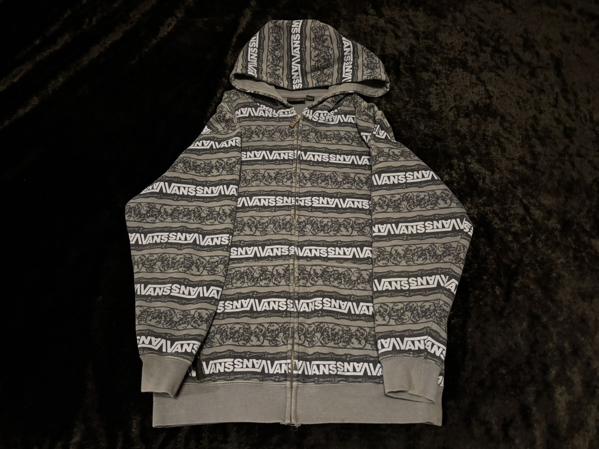 Boys Large Y2K Vans Skull Skater Goth AOP Hoodie Sweatshirt