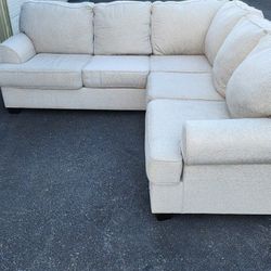Ashley Sectional With Throw Pillows