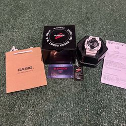 White Casio G-Shock GA-110