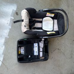 Baby Trend Infant Car Seat