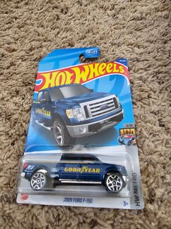 Hot Wheels 2009 Ford F-150 Goodyear HW Metro
