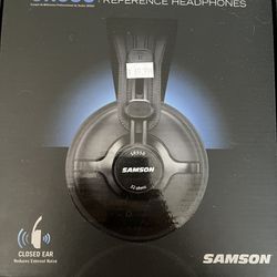 Samson SR950 headphones 