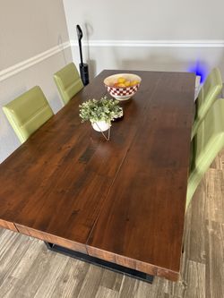 Spacious Wooden Table