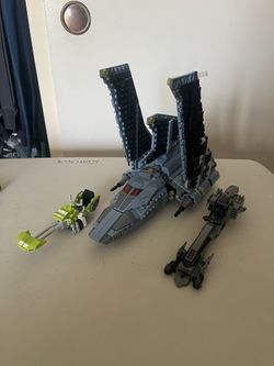 LEGO BAD BATCH SHUTTLE