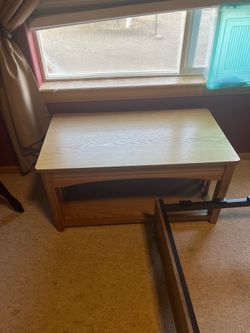 Oak wood Coffee table with lift top