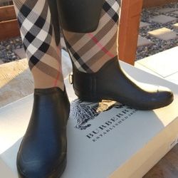 Authentic Burberry Rainboots 