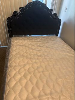 QUEEN SIZE MATTRESS AND HEADBOARD