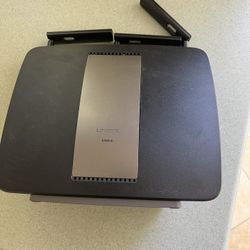 Linksys EA9200