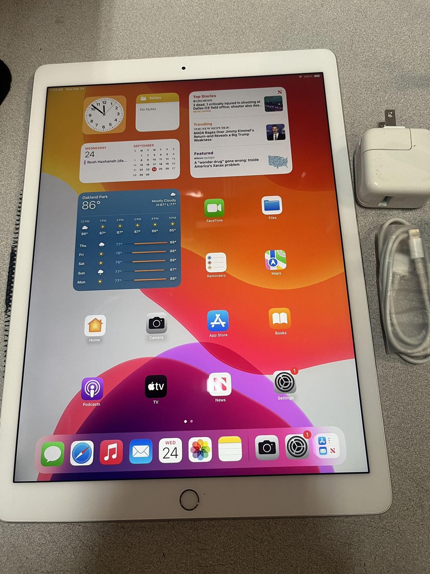 Apple iPad Pro 2nd Gen 12.9” 64GB Wi-Fi -Silver