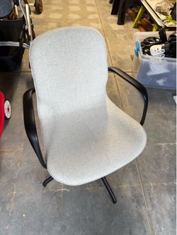 IKEA LÅNGFJÄLL chair with armrest without wheels