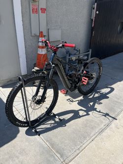 2023 Giant trance pedal assist mountain bike