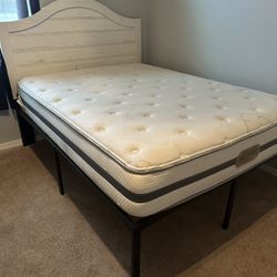 Queen Bed And Dresser