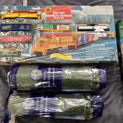 1995 Shop-Rite Express HO Train Set and All The Accessories Pictured 