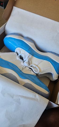 Jordan 11 low unc