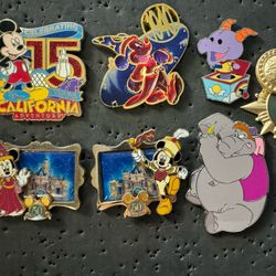Disney Pins 