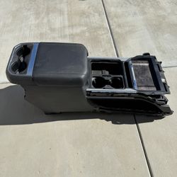 2023 Ford F250 Superduty Center Console 