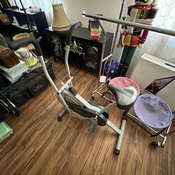 Weslo Pursuit R 1.2 Upright Adjustable Resistance Home Exercise Bike