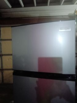Frigidaire Refrigerator