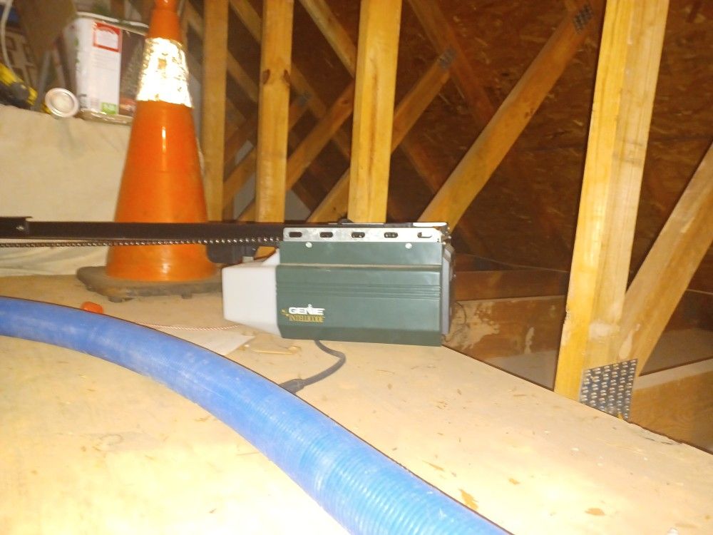 Genie Garage Door Opener And Remote