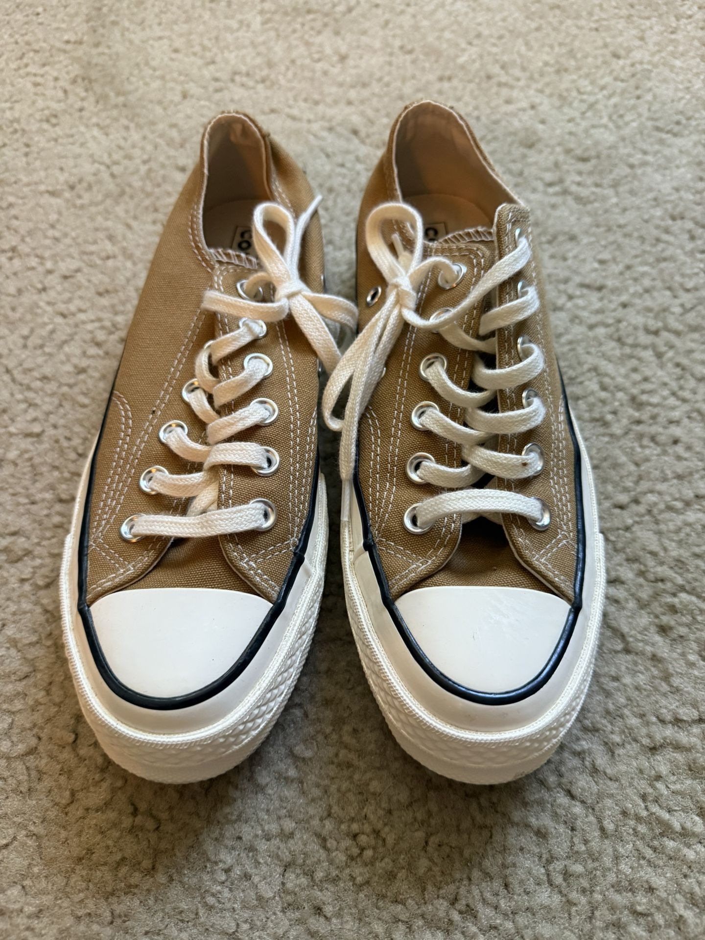 Converse Women’s 7