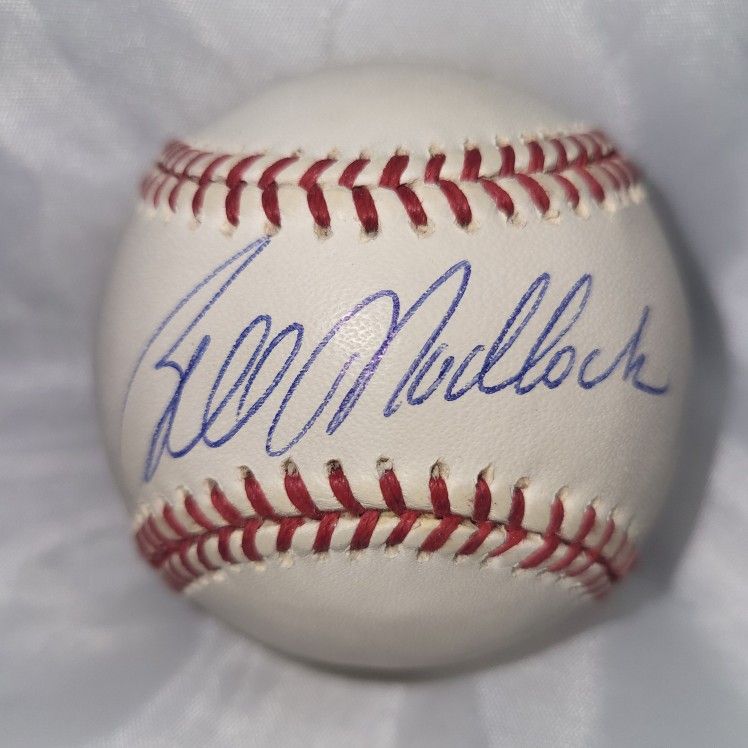 Bill Madlock Autographed Baseball - Pittsburgh Pirates All Star 3rd Basemen