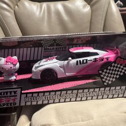 40 dollars new hello kitty car collection toy 