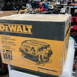 Dewalt 13” Thickness Planer DW735