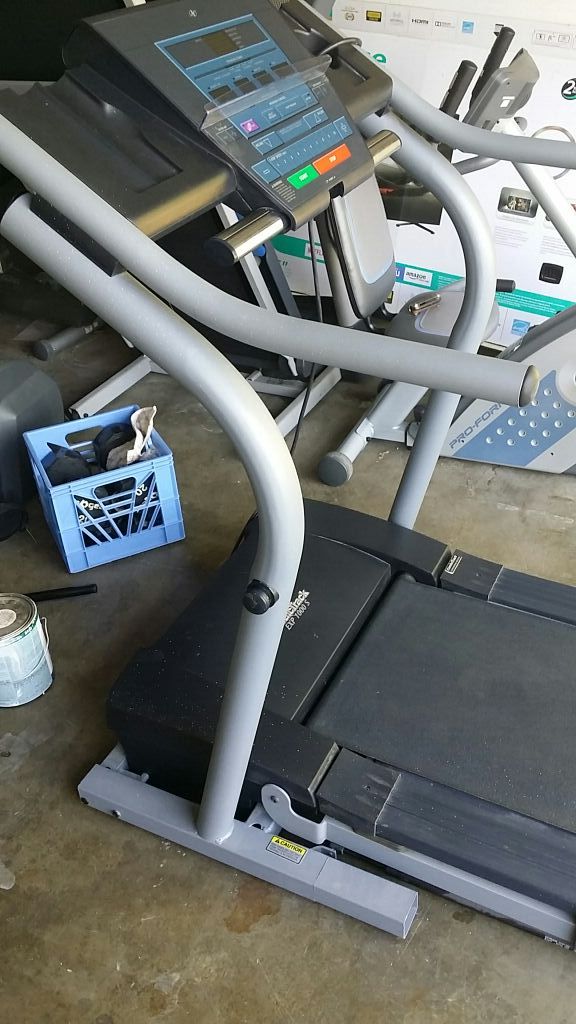 Nordictrack EXP 1000s treadmill. for Sale in Sacramento, CA OfferUp