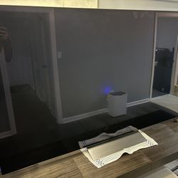 2023 77” Inch LG C3 OLED 4k 120 Hz TV (Damaged screen For Parts Only)